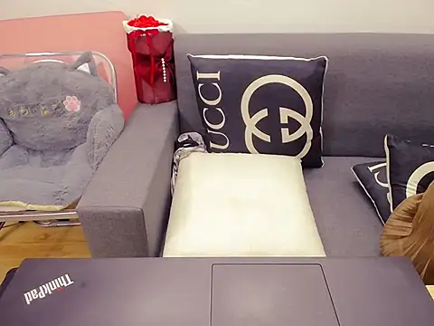 Phuong Myy online show from 11-27-25, 02:57