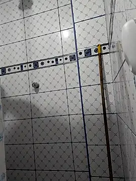 Snapshot of Exotic19cm chatting on 11-26-25, 11:17 Exotic19cm online show from 11-26-25, 11:17