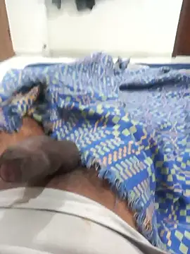 Snapshot of Hyd-bad-boy-25 chatting on 01-09-26, 07:04 Hyd-bad-boy-25 online show from 01-09-26, 07:04