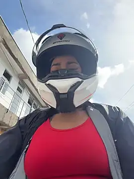 AlannaEvons online show from 04-15-26, 07:58