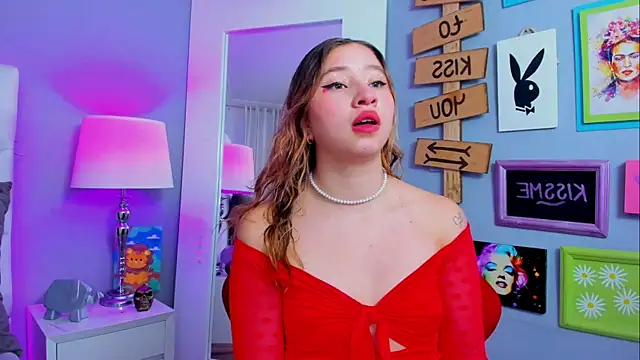 mia skys online show from 11-28-25, 12:52