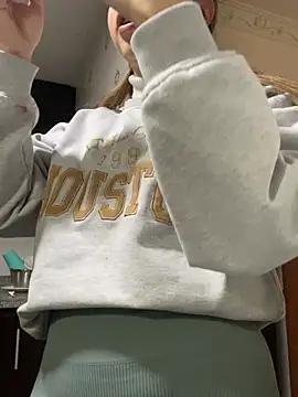 mia skys online show from 01-10-26, 01:35