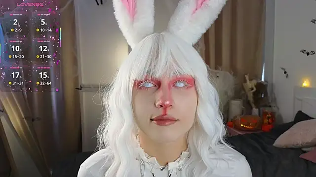 Moonlight1Sonata1 online show from 10-24-25, 09:06