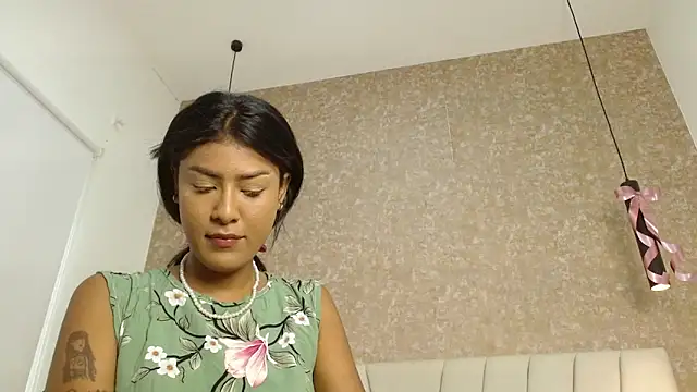 Snapshot of babilett chatting on 11-15-25, 11:40 babilett online show from 11-15-25, 11:40