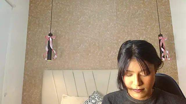 Snapshot of babilett chatting on 11-25-25, 11:43 babilett online show from 11-25-25, 11:43