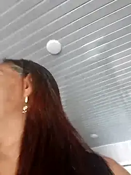 Snapshot of maleja23 chatting on 09-18-25, 01:35 maleja23 online show from 09-18-25, 01:35