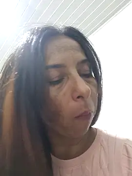 Snapshot of maleja23 chatting on 09-19-25, 01:40 maleja23 online show from 09-19-25, 01:40