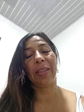 Snapshot of maleja23 chatting on 10-04-25, 03:15 maleja23 online show from 10-04-25, 03:15