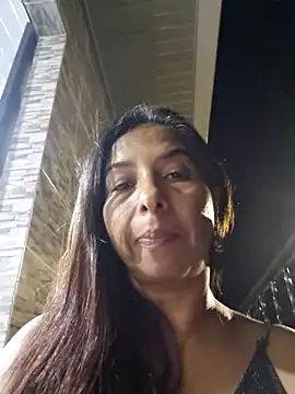 Snapshot of maleja23 chatting on 10-05-25, 12:53 maleja23 online show from 10-05-25, 12:53