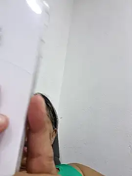 Snapshot of maleja23 chatting on 10-07-25, 02:09 maleja23 online show from 10-07-25, 02:09