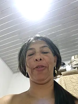 Snapshot of maleja23 chatting on 10-12-25, 03:44 maleja23 online show from 10-12-25, 03:44