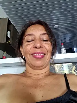 Snapshot of maleja23 chatting on 10-23-25, 01:54 maleja23 online show from 10-23-25, 01:54