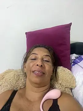 Snapshot of maleja23 chatting on 11-25-25, 02:55 maleja23 online show from 11-25-25, 02:55