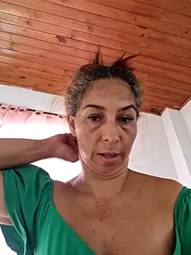 Snapshot of maleja23 chatting on 02-12-26, 08:04 maleja23 online show from 02-12-26, 08:04