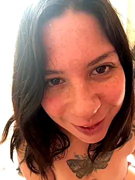 Snapshot of LaGueraDelMar chatting on 11-09-25, 08:18 LaGueraDelMar online show from 11-09-25, 08:18