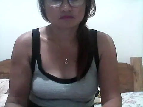 nathalie0045 online show from 03-27-26, 09:53