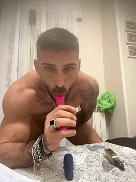 GmGit online show from 10-29-25, 04:09