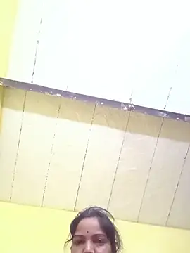 Snapshot of Seema_guptaji chatting on 06-07-26, 09:29 Seema guptaji online show from 06-07-26, 09:29
