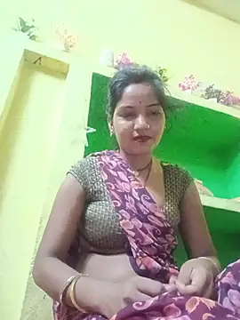 Snapshot of Seema_guptaji chatting on 07-14-26, 10:26 Seema guptaji online show from 07-14-26, 10:26
