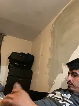 Snapshot of Arce92 chatting on 10-09-25, 12:03 Arce92 online show from 10-09-25, 12:03