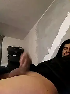 Snapshot of Arce92 chatting on 12-18-25, 11:16 Arce92 online show from 12-18-25, 11:16