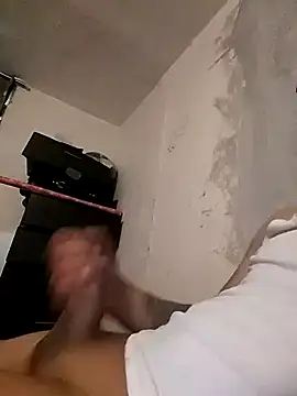 Snapshot of Arce92 chatting on 12-19-25, 09:22 Arce92 online show from 12-19-25, 09:22