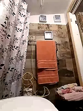 Snapshot of Arce92 chatting on 02-25-26, 07:29 Arce92 online show from 02-25-26, 07:29