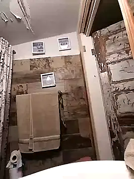 Snapshot of Arce92 chatting on 03-10-26, 06:40 Arce92 online show from 03-10-26, 06:40