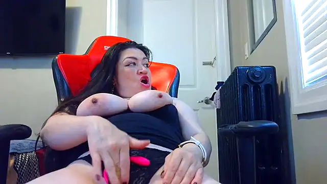 sharoldfox19 online show from 04-14-26, 08:15