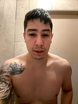 Snapshot of 9999Alez chatting on 10-30-25, 07:36 9999Alez online show from 10-30-25, 07:36