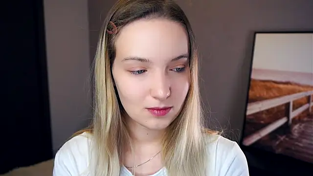 HongTomczak online show from 09-25-25, 06:28