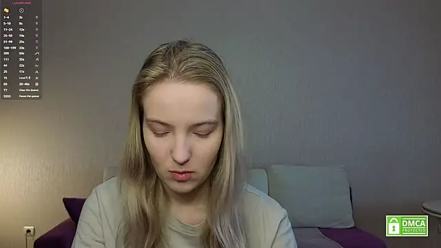HongTomczak online show from 06-26-26, 07:35