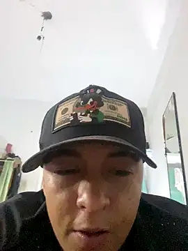 Snapshot of Jrivera22 chatting on 12-02-25, 04:18 Jrivera22 online show from 12-02-25, 04:18