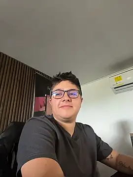 IanGilbert online show from 11-05-25, 06:08