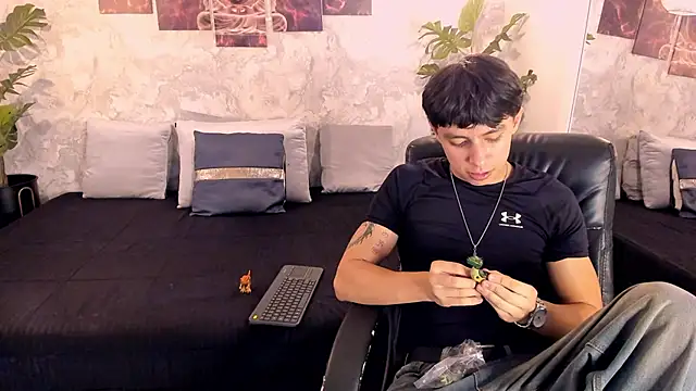 Tyler durten online show from 10-09-25, 03:04