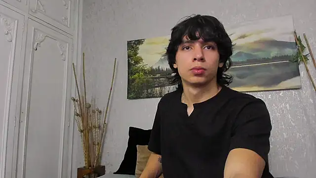 Snapshot of Tyler_durten chatting on 06-23-26, 03:15 Tyler durten online show from 06-23-26, 03:15