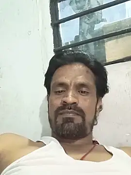Snapshot of Mr_xxx007@xh chatting on 06-10-26, 04:17 Mr xxx007xh online show from 06-10-26, 04:17