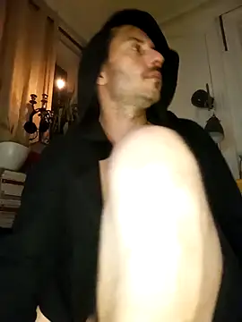 branletteur online show from 11-08-25, 03:18