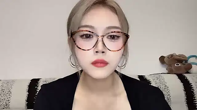 Snapshot of XingKongCOCO-107 chatting on 10-01-25, 11:38 XingKongCOCO-107 online show from 10-01-25, 11:38