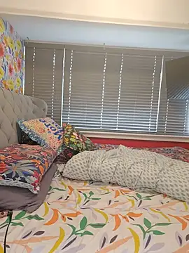 Filthymaddymilfy25 online show from 06-14-26, 09:44