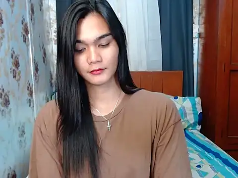 Snapshot of lady_in_moon chatting on 10-23-25, 04:28 lady in moon online show from 10-23-25, 04:28