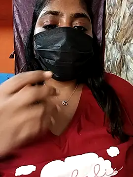 Snapshot of tamilrohini chatting on 11-28-25, 07:27 tamilrohini online show from 11-28-25, 07:27