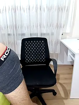 Ozi1910 online show from 10-06-25, 07:55