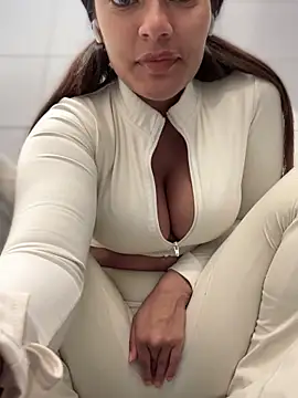 Snapshot of Risky_Workouts chatting on 09-25-25, 09:57 Risky Workouts online show from 09-25-25, 09:57