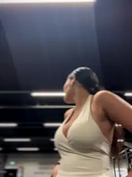 Snapshot of Risky_Workouts chatting on 10-13-25, 10:59 Risky Workouts online show from 10-13-25, 10:59