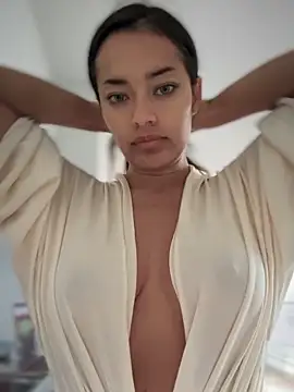 Snapshot of Risky_Workouts chatting on 10-21-25, 08:48 Risky Workouts online show from 10-21-25, 08:48