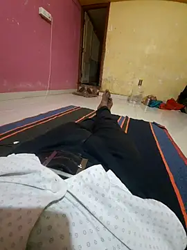 Snapshot of choot_paglu chatting on 10-30-25, 09:55 choot paglu online show from 10-30-25, 09:55