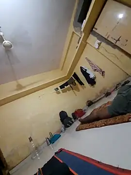 Snapshot of choot_paglu chatting on 10-31-25, 04:30 choot paglu online show from 10-31-25, 04:30