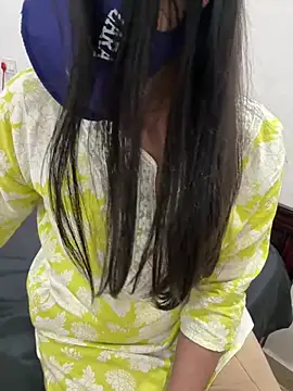 Snapshot of fuckherharddd chatting on 01-13-26, 06:13 fuckherharddd online show from 01-13-26, 06:13