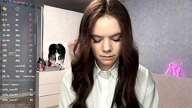 Lia rise online show from 02-21-26, 01:12